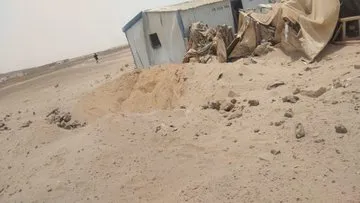الحوثيون يشنون هجومًا جديدًا على مأرب بالصواريخ والمسيّرات ويستهدفون مخيمًا للنازحين