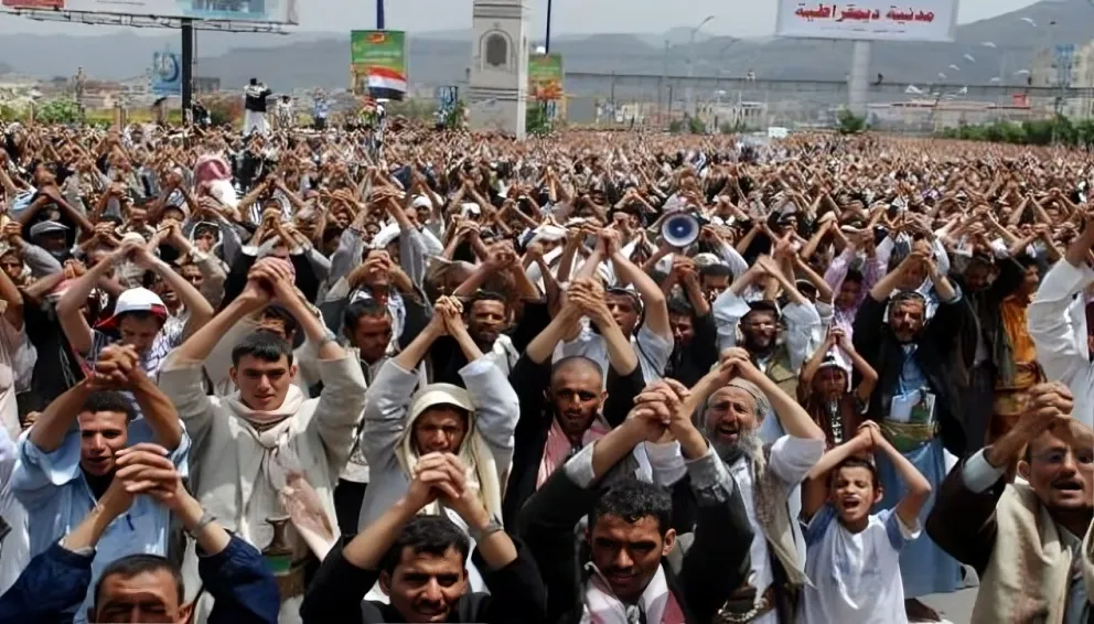 ثورة 11 فبراير - أرشيفية 