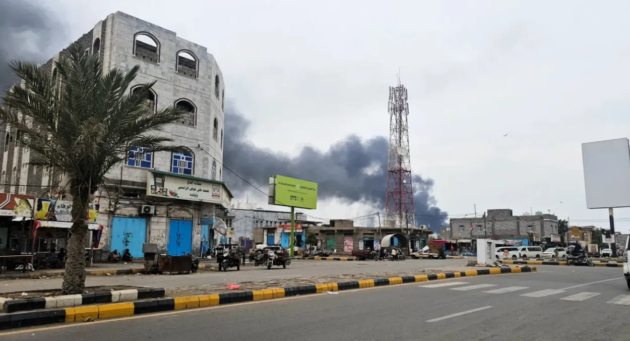 مصدر عسكري ينفي معارك البرح وآخر يتحدث عن قيود إعلامية على تغطية استهداف المخا