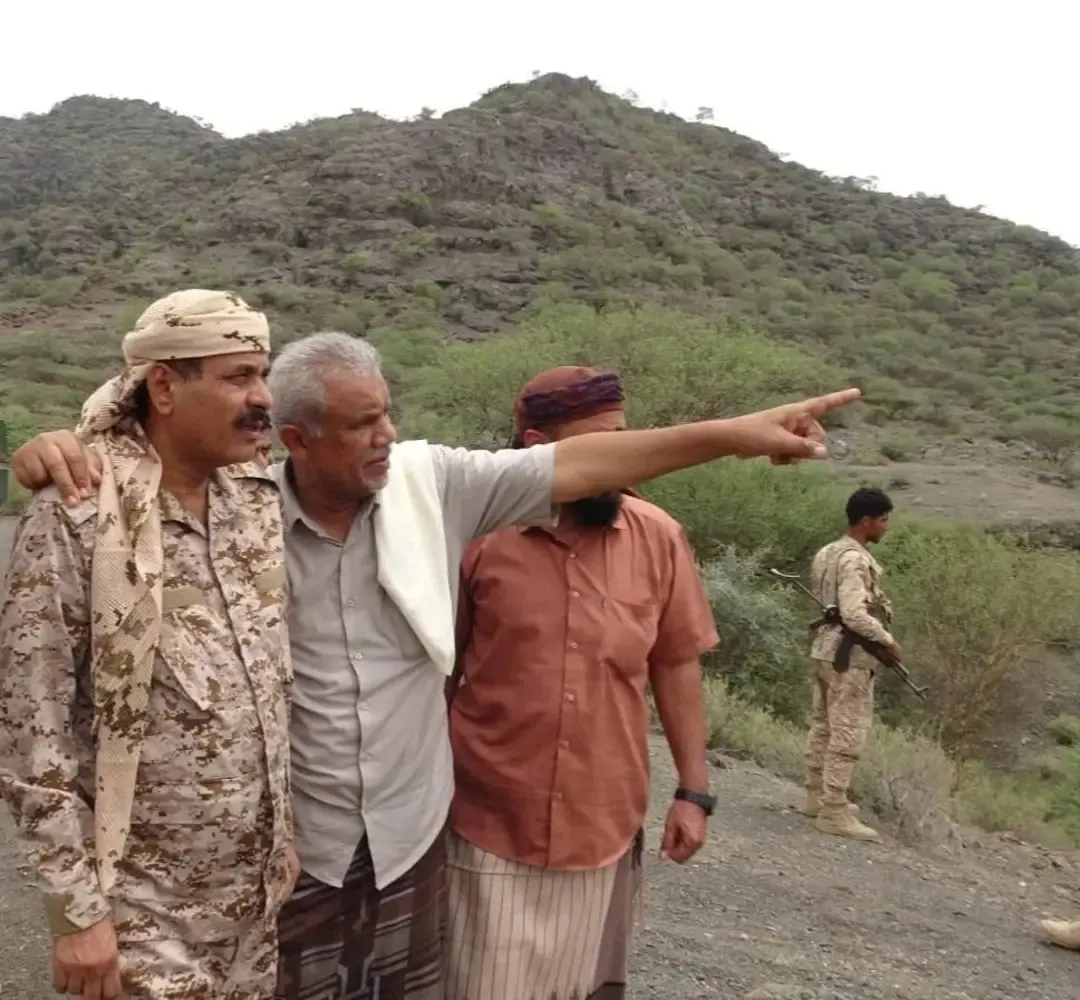 قائد جبهة تعز يشدد على رفع الجاهزية القتالية في خطوط التماس