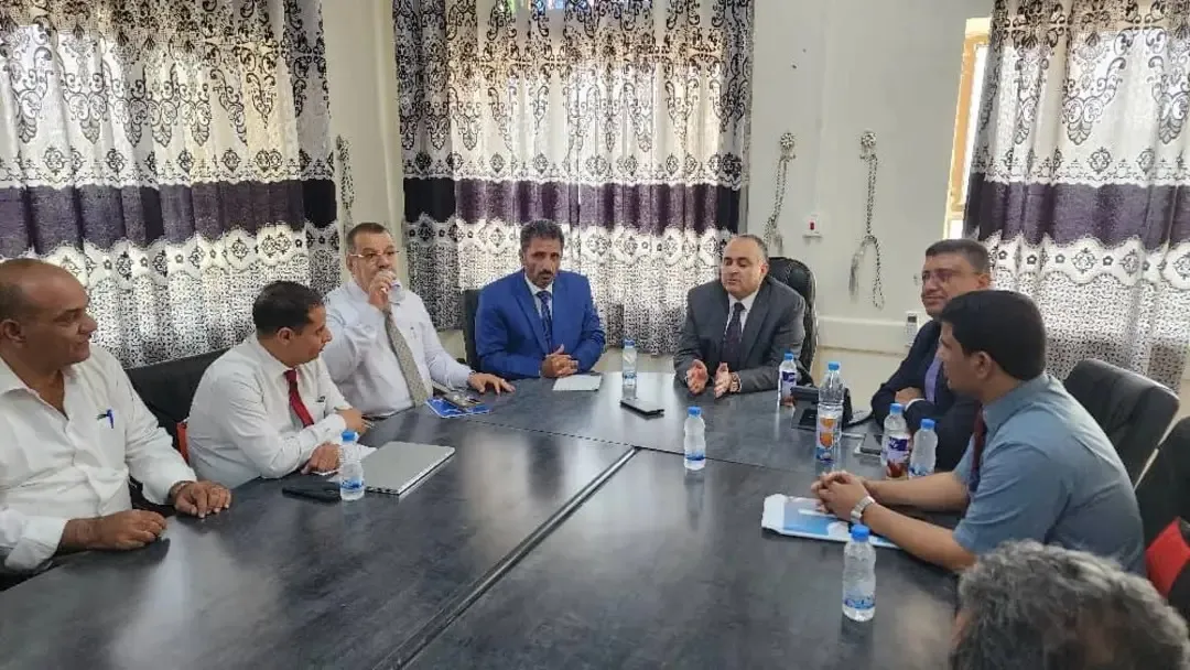 نائب وزير المالية يؤكد تعزيز الدور الرقابي لمكتب الوزارة في مأرب ودعم تنفيذ الإصلاحات الاقتصادية