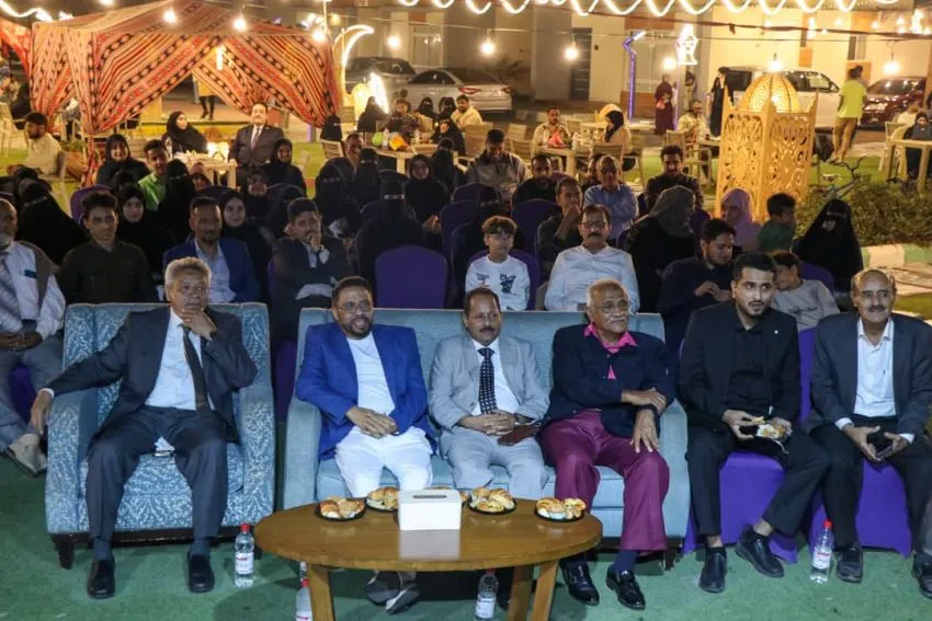 حفل خطابي وفني لوزارة الثقافة والسياحة في عدن 