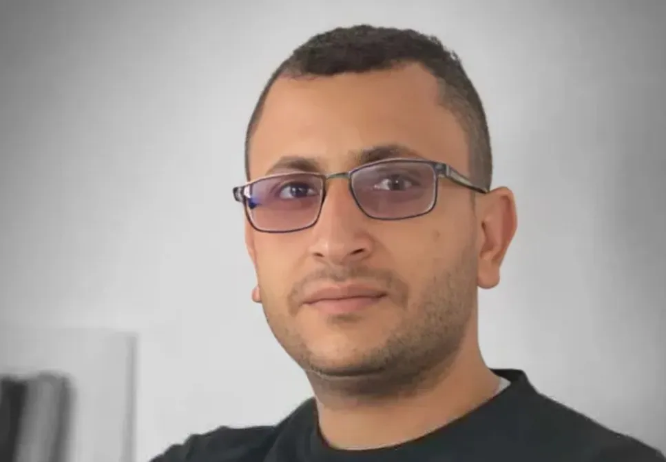 الصحفي عبدالصمد القاضي