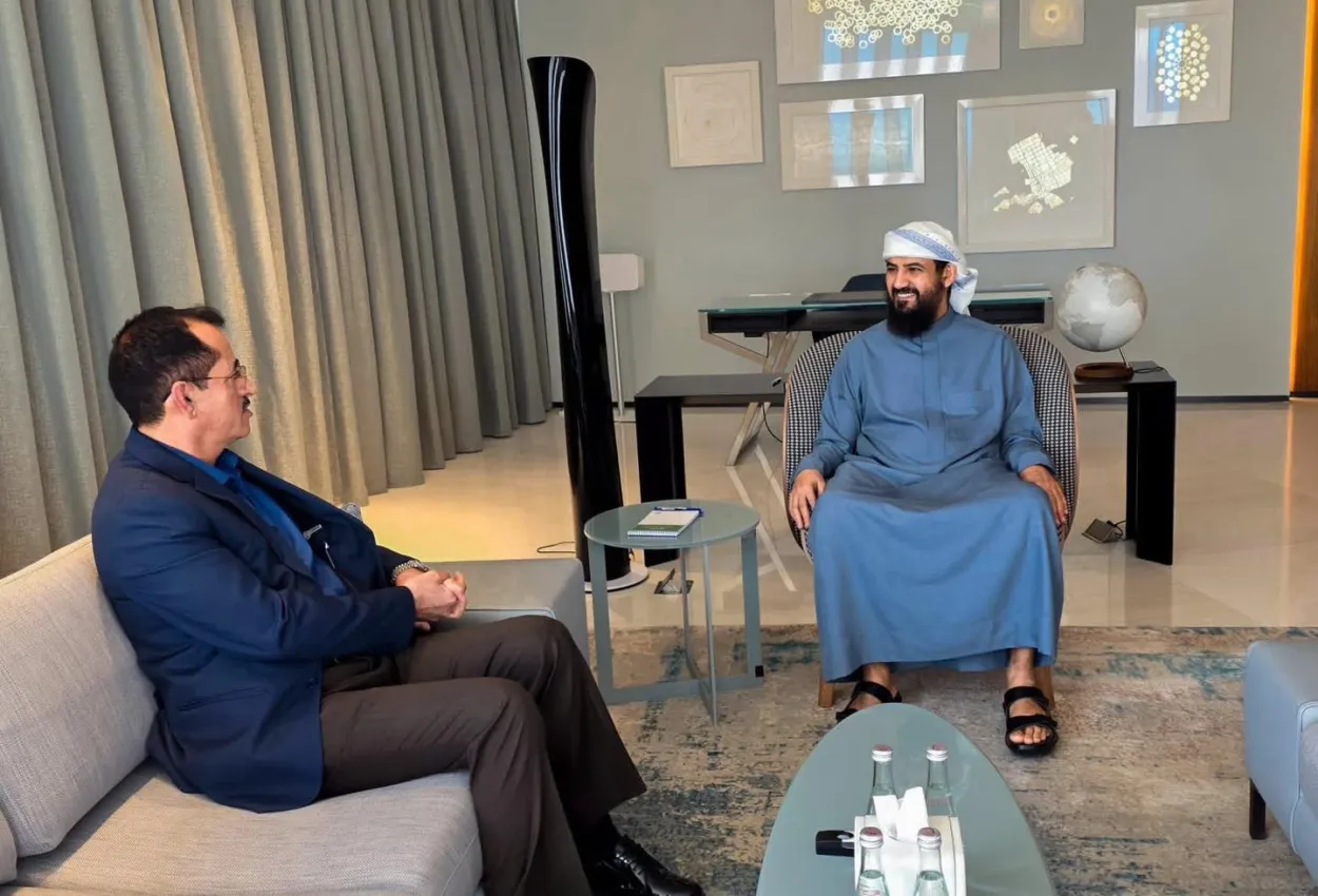 عضو الرئاسي المحرمي ووزير الدفاع العقيلي