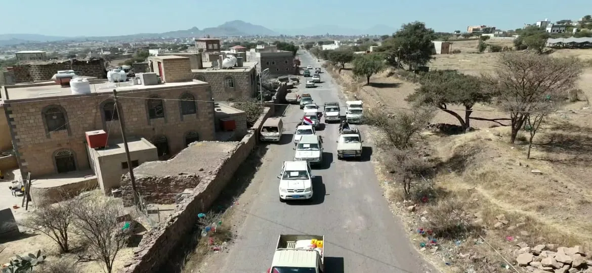 تسيير قافلة غذائية لجبهات تعز 