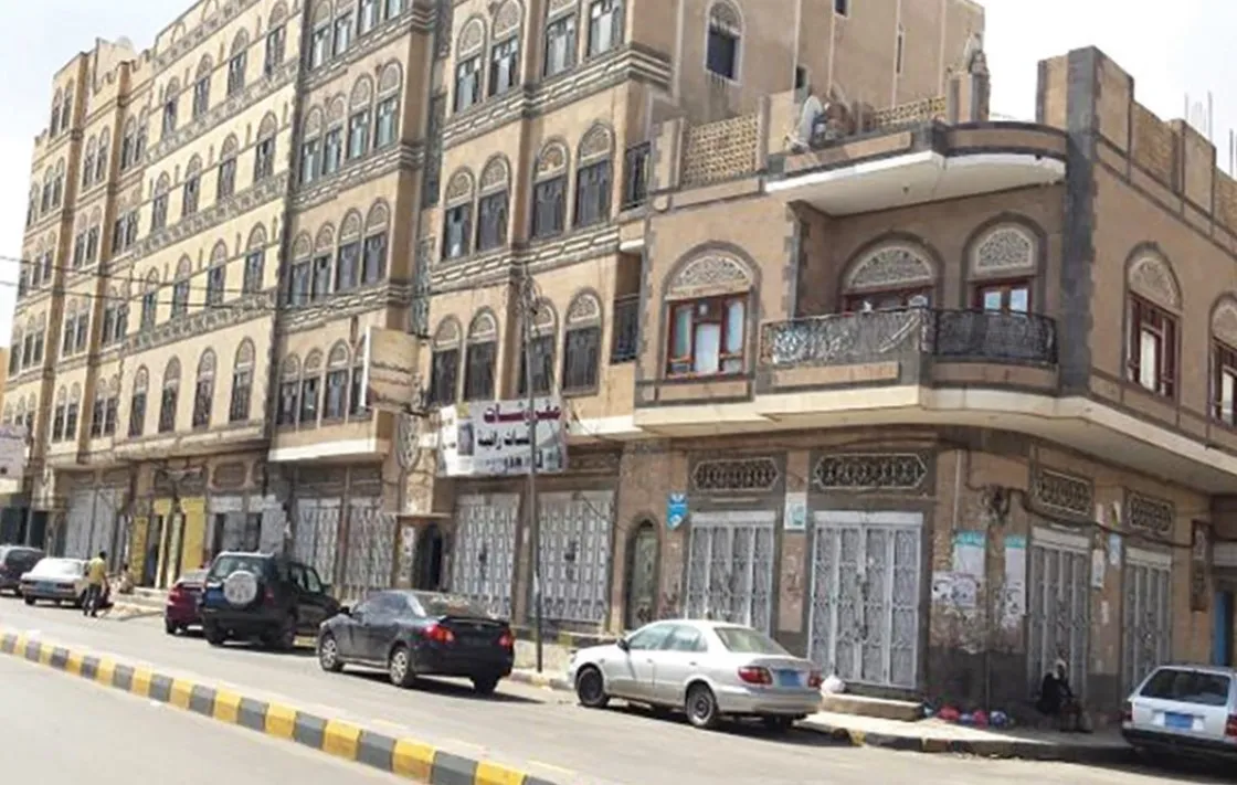 ركود اقتصادي يضرب أسواق صنعاء وموجة إغلاق للمحال التجارية