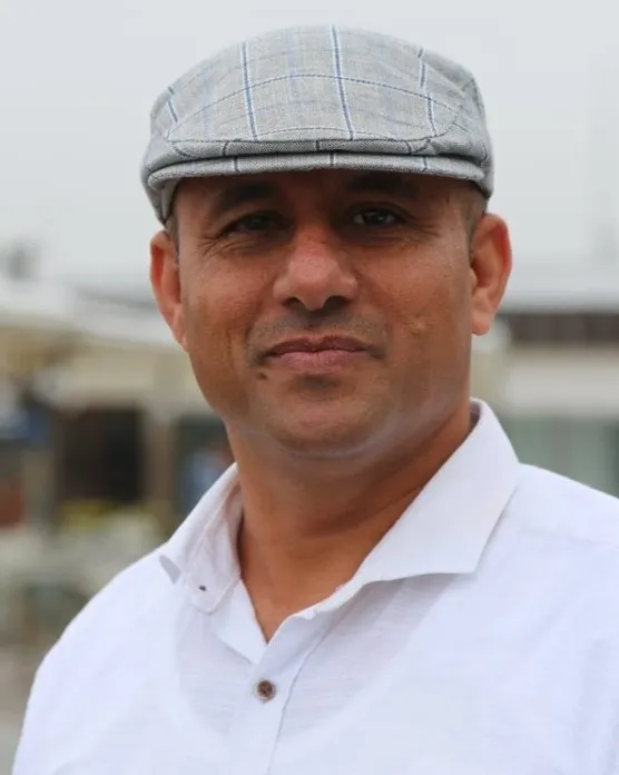 منصور النقاش 